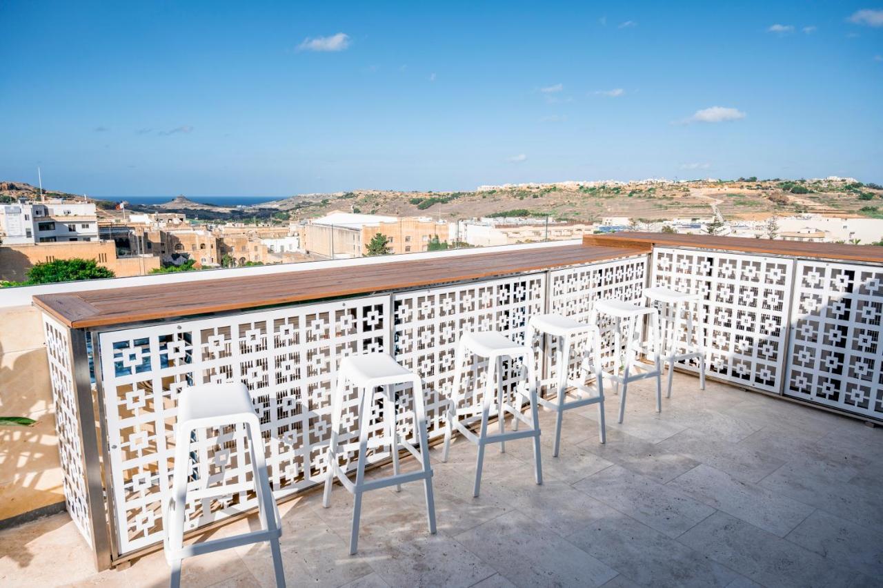 Townhouse17 Boutique Bed & Breakfast Виктория Экстерьер фото