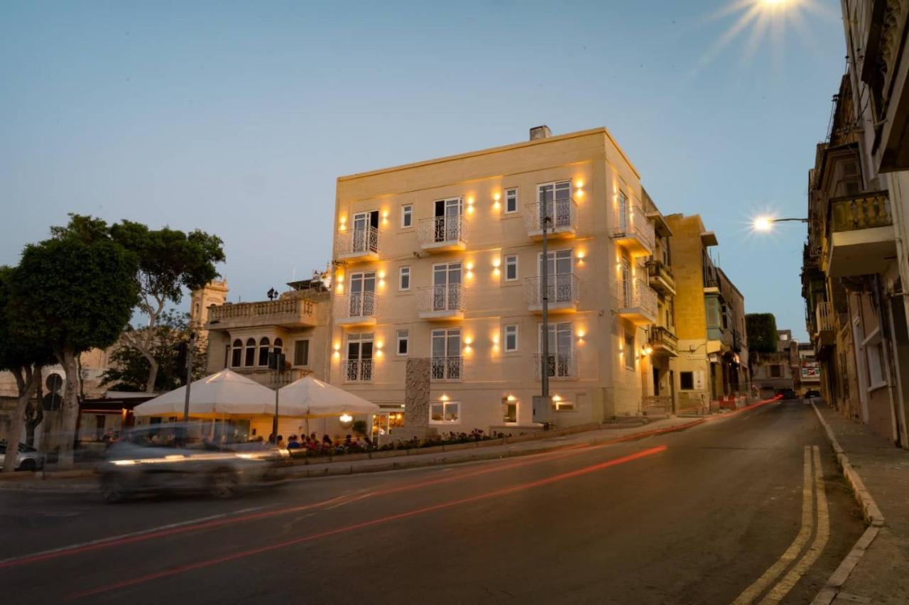 Townhouse17 Boutique Bed & Breakfast Виктория Экстерьер фото